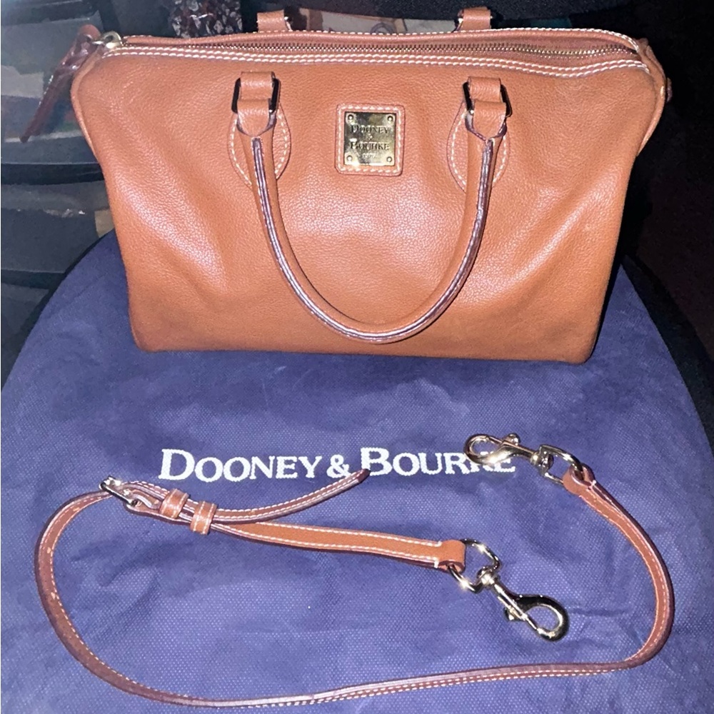 Dooney & Bourke Bag